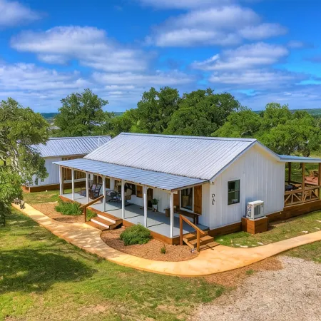 3 Acre's of Luxury and Views in Fred Wine Country!