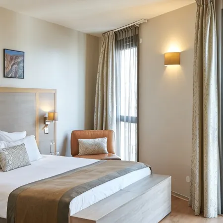 Hotel Vatel Bordeaux Отели рядом с достопримечательностью «Старый город»