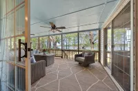 Charming 3-bedroom house on Big Water in Sparta