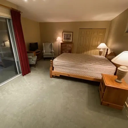 Oceanfront Nanoose Bay stunning views condo sleeps 6