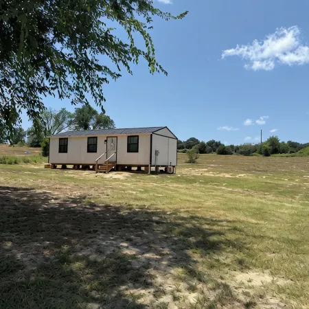 Home away from Home- Near Tyler Airport