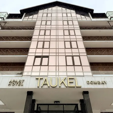Apartments Taukel