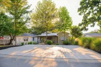 Lakefront Home on Table Rock Lake - Resort Amenties - Views & Relaxation