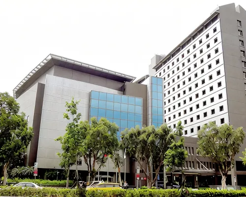 Howard Civil Service International House 遠企購物中心周辺のホテル