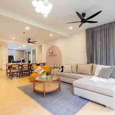 LAKE VILLA BY FEEL HOME Rooms