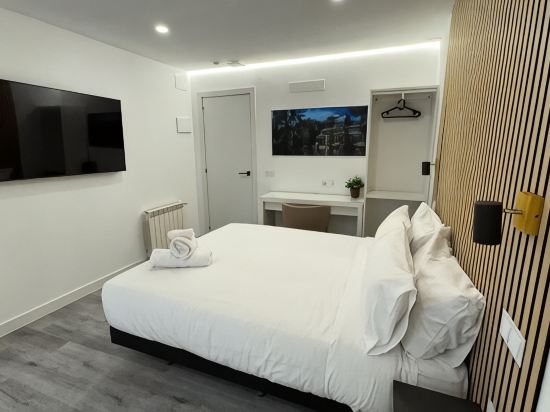 JACUZZI ROOMS PUENTE De VALLECAS