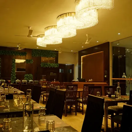 Alaukik Hotel