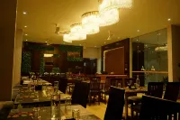 Alaukik Hotel - breakfast