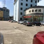 Jing'an Hostel - parking