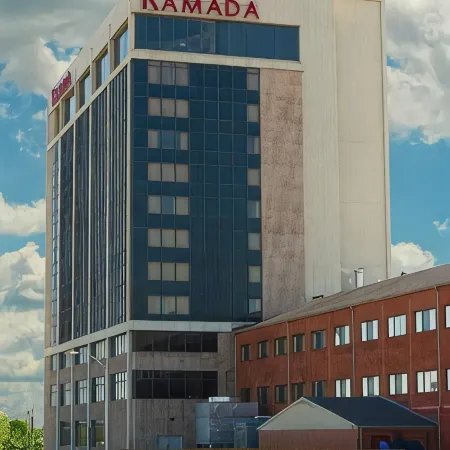 Ramada by Wyndham Topeka Downtown Hotel & Convention Center