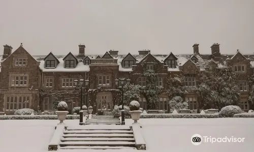 South Lodge