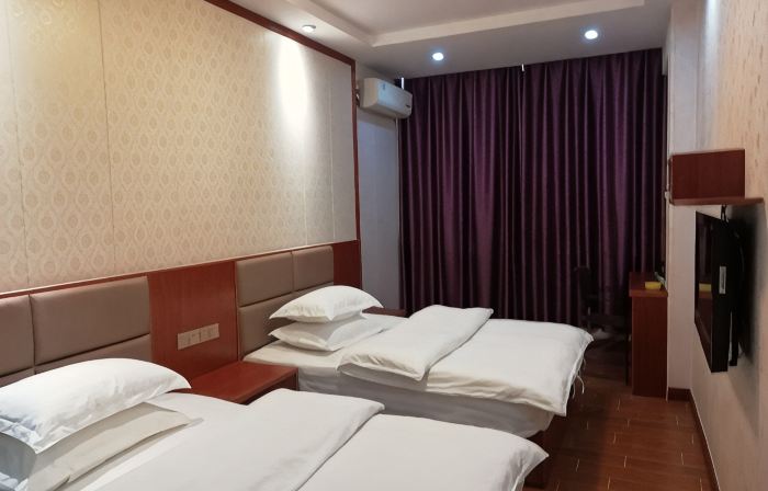 Longnan South China Hotel