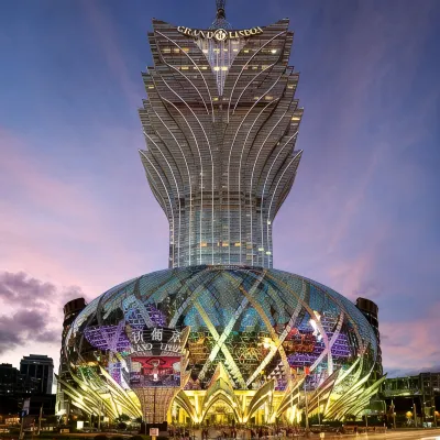 Grand Lisboa Macau Hotels near Lisboa Casino