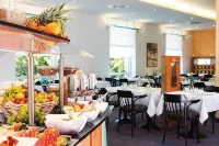 IntercityHotel Rostock - Bữa sáng