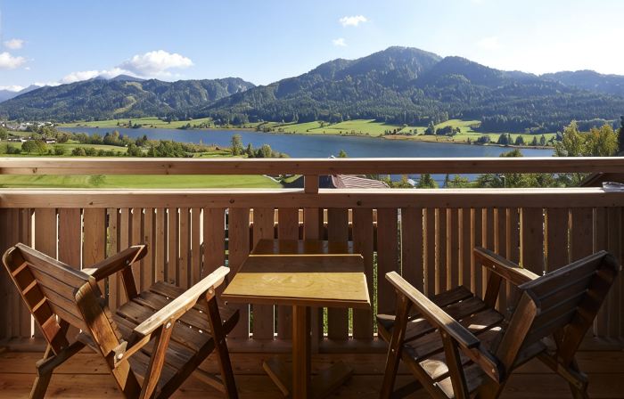 Kolbitsch am Weissensee Ein Seeblick der Verzaubert