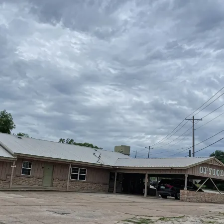 Village Inn