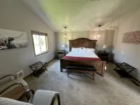 River House to Relax, Rejuvenate, and connect with the quietness of nature. - 4-Star