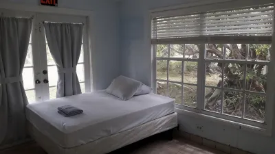PARADISE CREEK COTTAGES ON THE BEACH. Hotels in 