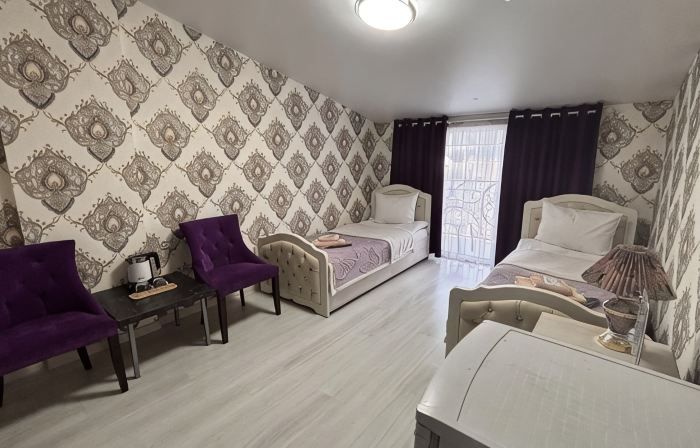 Golden Rose Hotel