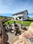 Lakeview Retreat-Home overlooking Bear Lake Sleeps 30 w/Ideal beach/pool access