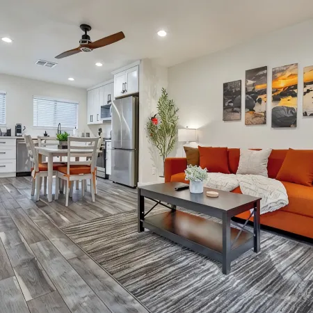 Terrific Smoke-Free Place in Heart of Kings Beach walking distance to Lake