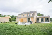 All-New Coastal Luxury Near CBI & Beaches, Dog-Friendly