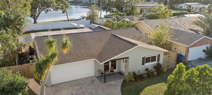 Heated Salt Pool & Hot Tub: 4mi to Beach!Great Family Friendly Vacation Hotels in Largo
