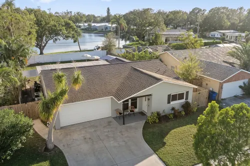 Heated Salt Pool & Hot Tub: 4mi to Beach!Great Family Friendly Vacation