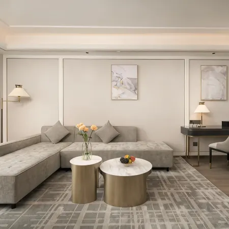 Yunfu Xinxing XANA Deluxe Hotel