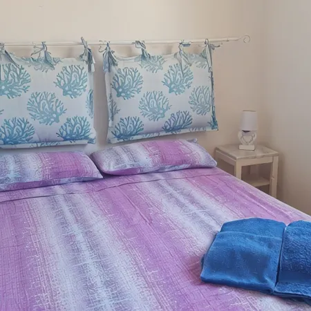 Attic with sea view just 30 meters from the beaches with parking space in the courtyard!