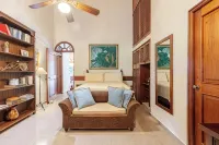 Casa Nostra by KlabHouse 5BDRM w / Pool and Chef - Gym