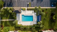 Comfy Condo at Jupiter Bay Resort, with easy beach access - Pools