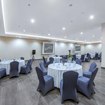 Grand Whiz Megamas Manado