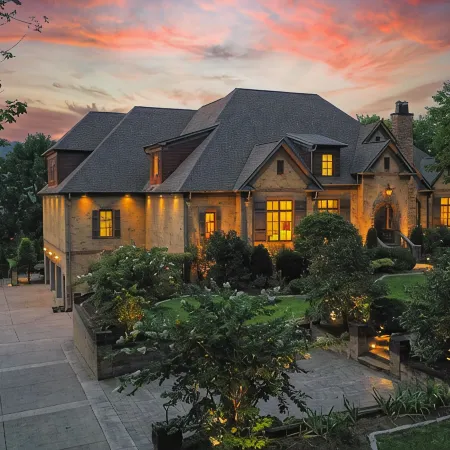 Supreme Luxury for Big Groups - Golf, Concierge, Theater, Game Room, 9 Bedrooms