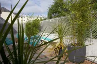 Beautiful spacious apartment with terrace - town center and 2 steps from the beaches - garage