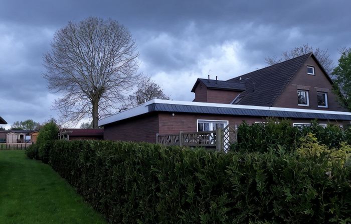 Holiday home in a quiet location in the center of Nordseebad Tossens