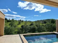 Superbe Villa Neuve et Belle Piscine au Pied des Cévennes ! - วิลล่า