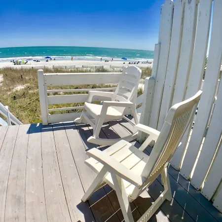 Almost Heaven OCEANFRONT B Toes In The Sand Directly on BEACH Pets OK