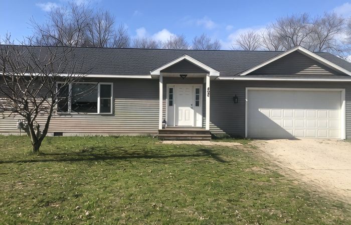 Horse Show, Casinos, Lakes, Trails, Sand Dunes, and Numerous Beaches Nearby.