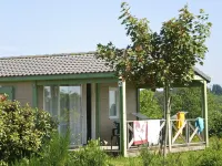 Large furnished cottage with terrace