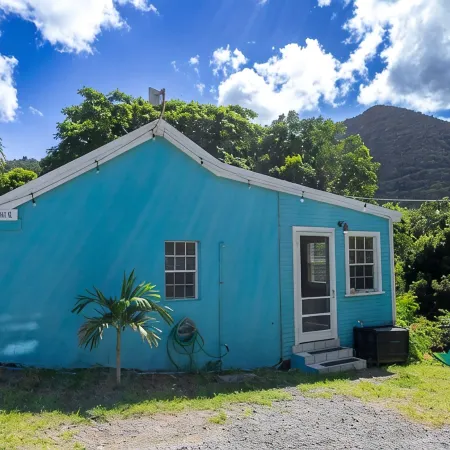 Dolphin Cottage