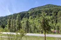 Entire 1BR apt, Sleeps 4, Wi-Fi, Close to Slopes - Badekar