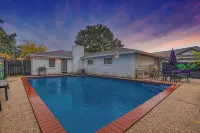 Stylish Boho Home-5Brs- amazing Pool-Patio- 2tvs- DeerPark - Pools