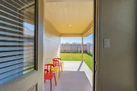 Amazing & Modern 3BR, 2BA Home near IAH, DT