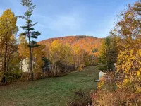 Serene Mountain Retreat Hoteles en Plymouth