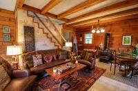 Buffalo Hollow Preserve & Cabin in the Blue Ridge MountainsPet Friendly - 3 tähden