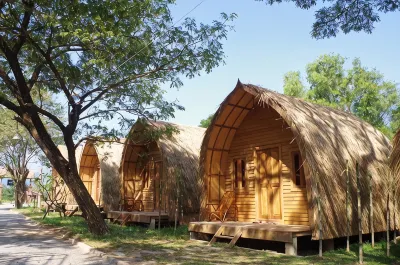 Bamboo Bungalow Hotel di 