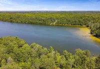 Peace on the Lake...close to Downtown Charlevoix