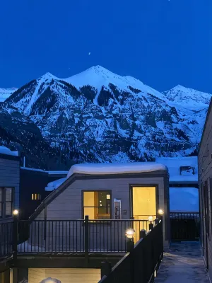 Designer Unit -Town of Telluride, steps to Gondola - 4-Star