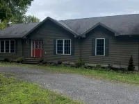 Sacandaga Lake Adirondack Escape フルトンのホテル